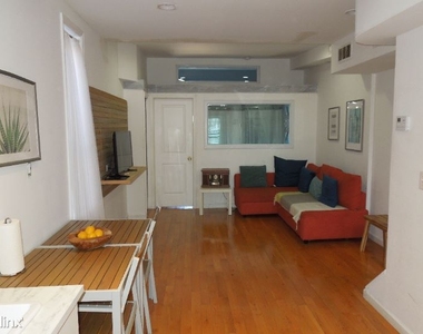 1518 Snyder Ave Apt 3 - Photo Thumbnail 10