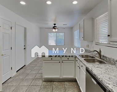 10096 E Desert Valley Pl - Photo Thumbnail 10