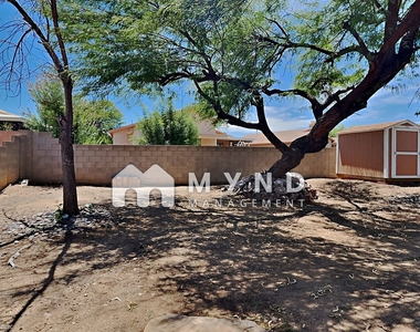 10096 E Desert Valley Pl - Photo Thumbnail 36