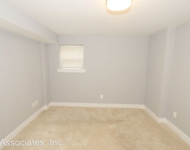 758 Girard Street, Nw - Photo Thumbnail 11