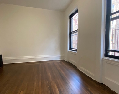 GORGEOUS 4 BED IN MORNINGSIDE HEIGHTS*** - Photo Thumbnail 6