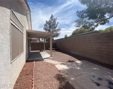 5905 Silver Heights Street - Photo Thumbnail 13