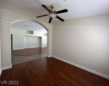 7724 High Chaparral Street - Photo Thumbnail 11