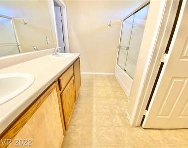 3533 Terraza Mar Avenue - Photo Thumbnail 19