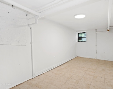 501 Saint Johns Pl - Photo Thumbnail 4