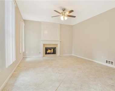 1491 Gateview Way - Photo Thumbnail 17