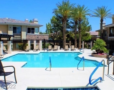 712 Peachy Canyon Circle - Photo Thumbnail 28