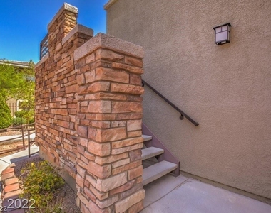 712 Peachy Canyon Circle - Photo Thumbnail 21