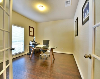 6017  Rutledge Ln - Photo Thumbnail 2