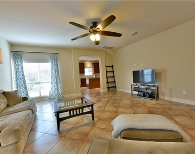 6017  Rutledge Ln - Photo Thumbnail 18