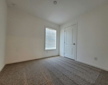 6223 E. Sahara Ave. - Photo Thumbnail 21