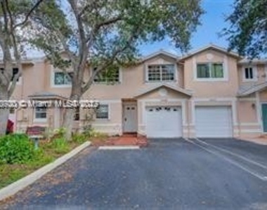 5008 Sw 121st Ave - Photo Thumbnail 0