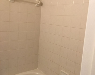 2241 W Pensacola Street Apt 68 - Photo Thumbnail 7