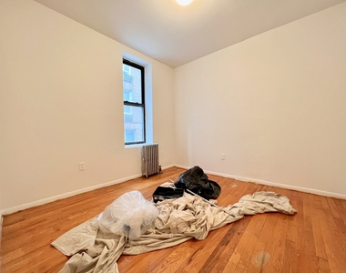 392 East 4th Street - Photo Thumbnail 6