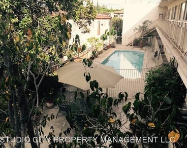 4901 Laurel Canyon Blvd. - Photo Thumbnail 6