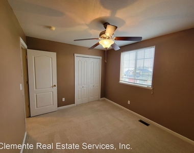 7490 Willowind Drive - Photo Thumbnail 13