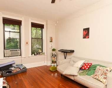 2031 W. Moffat, Unit 3 - Photo Thumbnail 8