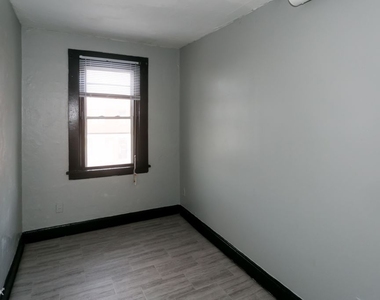 1514 N. Elston, Unit 2 - Photo Thumbnail 16