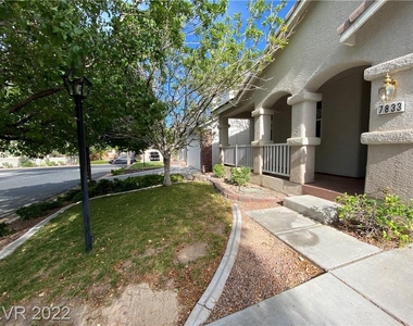 7833 Hidden Village Avenue - Photo Thumbnail 22