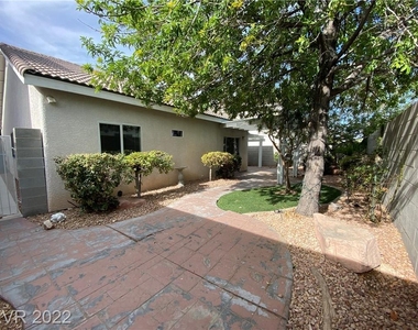 7833 Hidden Village Avenue - Photo Thumbnail 21