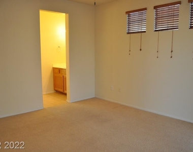 3405 Sunrise Rose Avenue - Photo Thumbnail 29