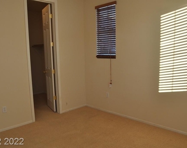 3405 Sunrise Rose Avenue - Photo Thumbnail 19