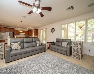 7423 Bretton Oaks Street - Photo Thumbnail 9