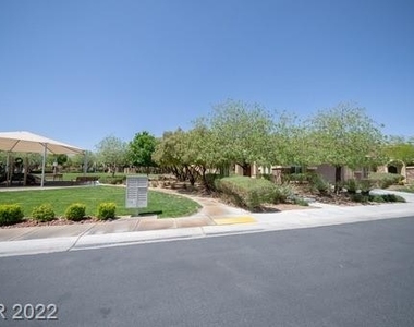 7423 Bretton Oaks Street - Photo Thumbnail 35