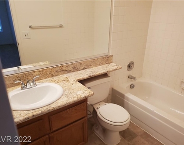 8224 Neptune Beach Avenue - Photo Thumbnail 9