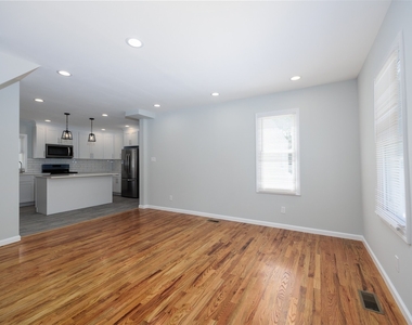 81 Lynbrook Avenue - Photo Thumbnail 5