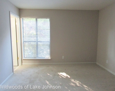 Wildwoods Of Lake Johnson, Llc 1200 Trillium Circle - Photo Thumbnail 4