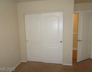 1704 Taraway Drive - Photo Thumbnail 39