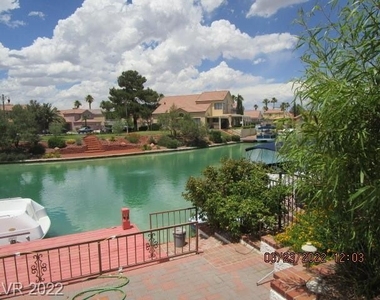 3149 Waterside Circle - Photo Thumbnail 17