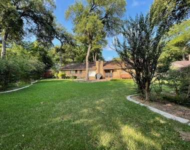 3209 Spanish Oak Drive - Photo Thumbnail 8