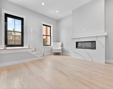 541 Massachusetts Ave Unit 3 - Photo Thumbnail 13