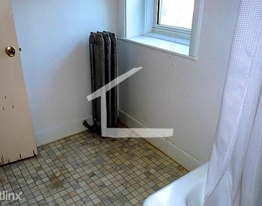 1748 Beacon St Unit 10-b - Photo Thumbnail 4