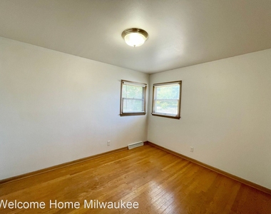 3567-3569 S Chase Avenue - Photo Thumbnail 8