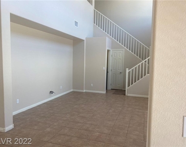 8040 Baldy Mountain Avenue - Photo Thumbnail 9