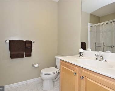 621 N Saint Asaph St #308 - Photo Thumbnail 16