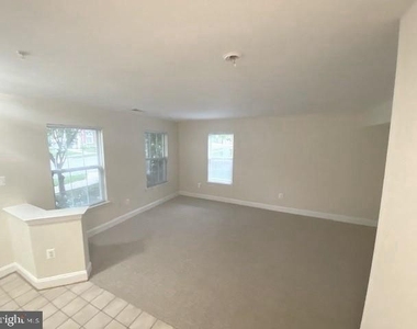 9816 Darcy Forest Dr - Photo Thumbnail 7