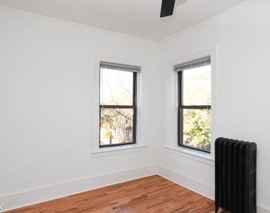 629 W. Cornelia, Unit 4n - Photo Thumbnail 10