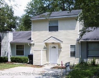 1439 Live Oak Drive - Photo Thumbnail 0