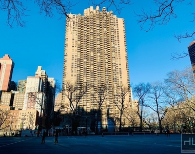 East 35th Street - Photo Thumbnail 11