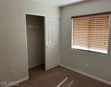 10571 Mann Street - Photo Thumbnail 12