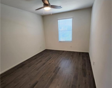 1107 Frye Mesa Avenue - Photo Thumbnail 19