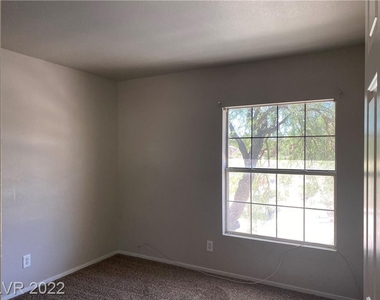 2604 Ponderosa Pine Avenue - Photo Thumbnail 12