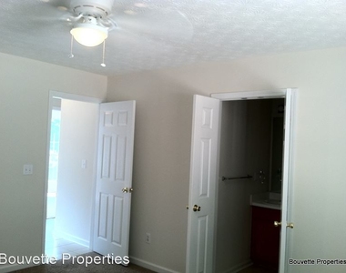 10444 Ivygate Ave - Photo Thumbnail 9