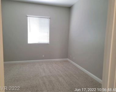 9829 Lime Tree Street - Photo Thumbnail 12