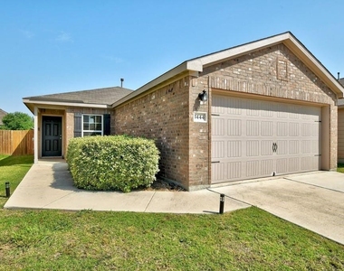 1444  Breanna Ln - Photo Thumbnail 21