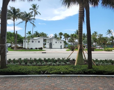 6450 Collins Ave - Photo Thumbnail 1